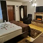 Select House