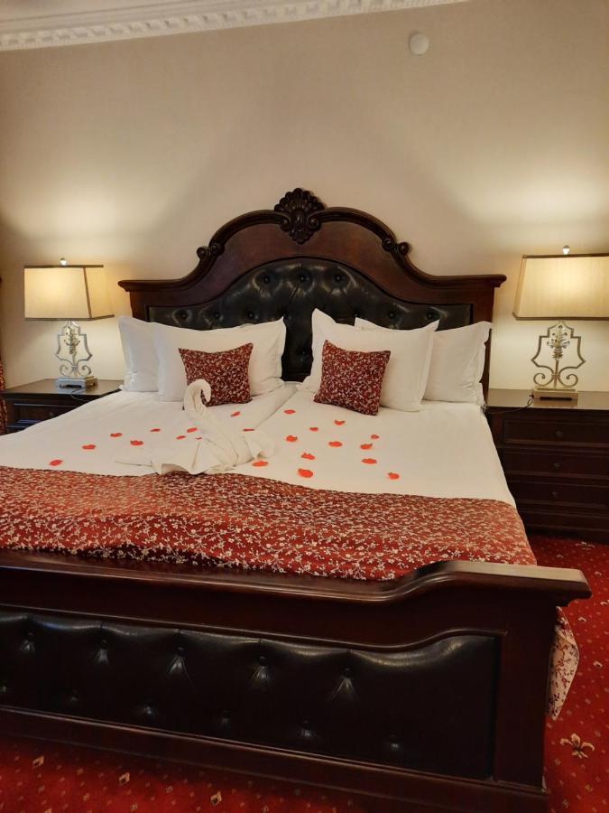 Select House Guest house